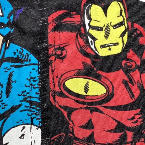 Marvel We Are Heroes t-shirt. Featuring Hulk, Spider-Man, Cpt. America and more - Picture 12 of 14